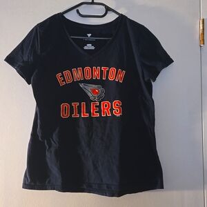 🏒 NHL Fanatics Edmonton Oilers Women's V-Neck T-Shirt – Size US M 🧡